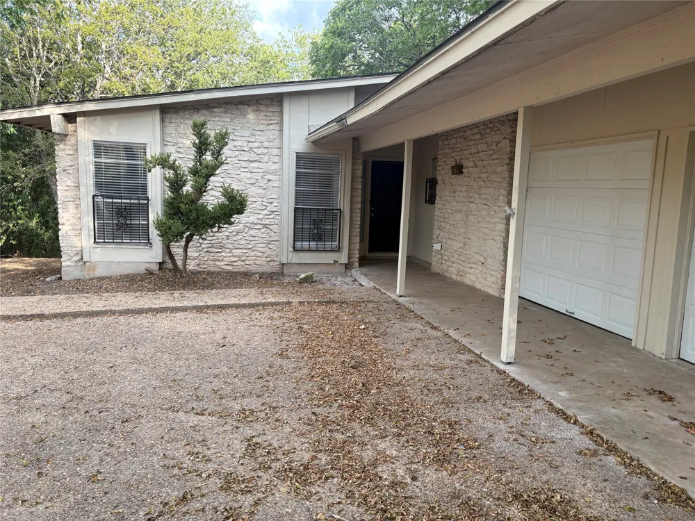 11913 Rennalee Loop Austin, TX 78753