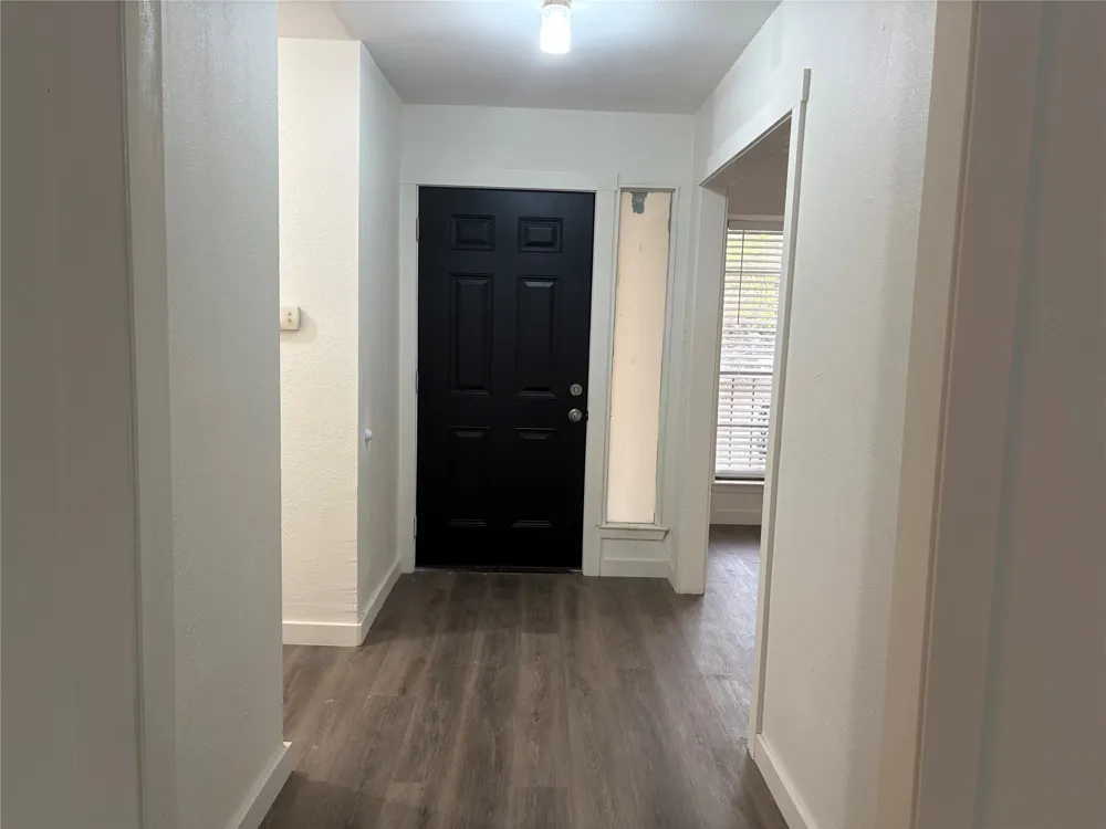 11913 Rennalee Loop Austin, TX 78753