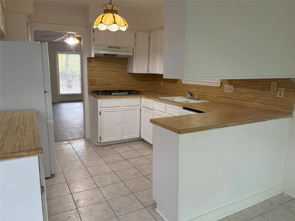 11913 Rennalee Loop Austin, TX 78753