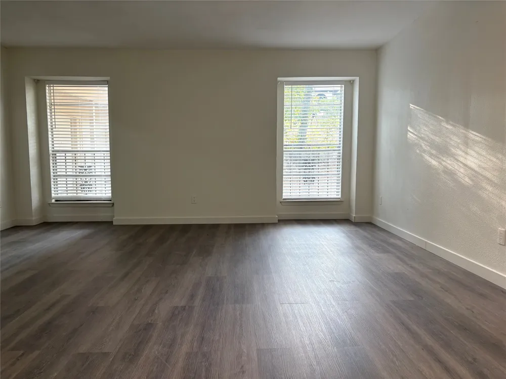 11913 Rennalee Loop Austin, TX 78753
