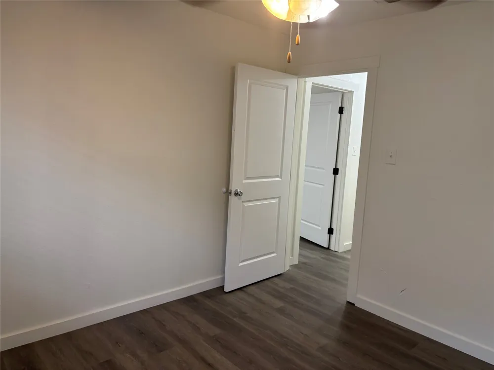 11913 Rennalee Loop Austin, TX 78753