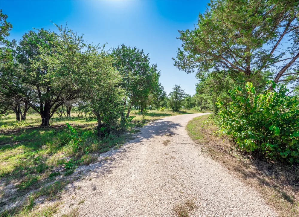 322 Maverick Way Briggs, TX 78608