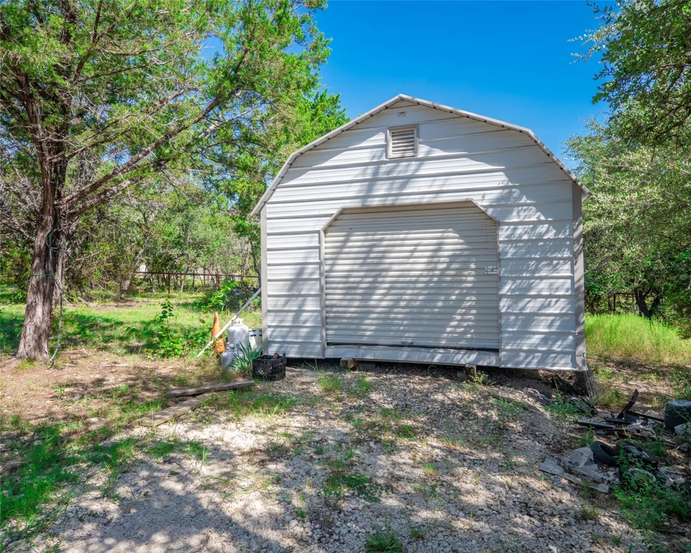 322 Maverick Way Briggs, TX 78608