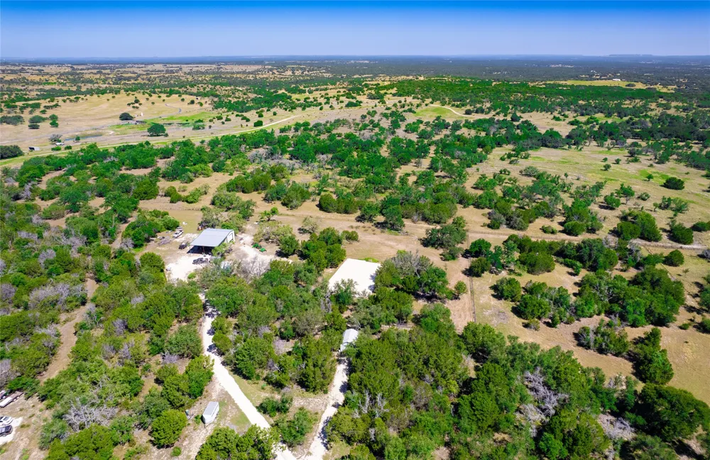 322 Maverick Way Briggs, TX 78608