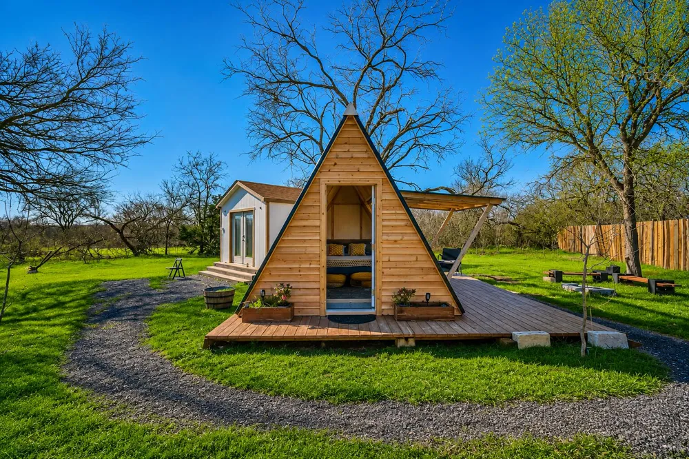 16107 Fagerquist Road Del Valle, TX 78617