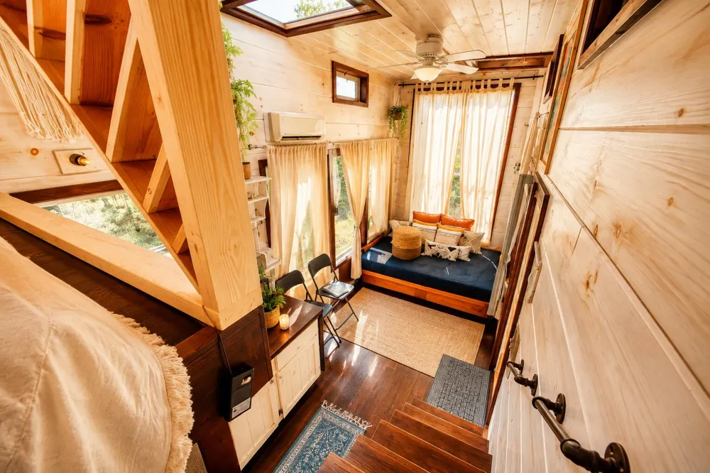 16107 Fagerquist Road Del Valle, TX 78617