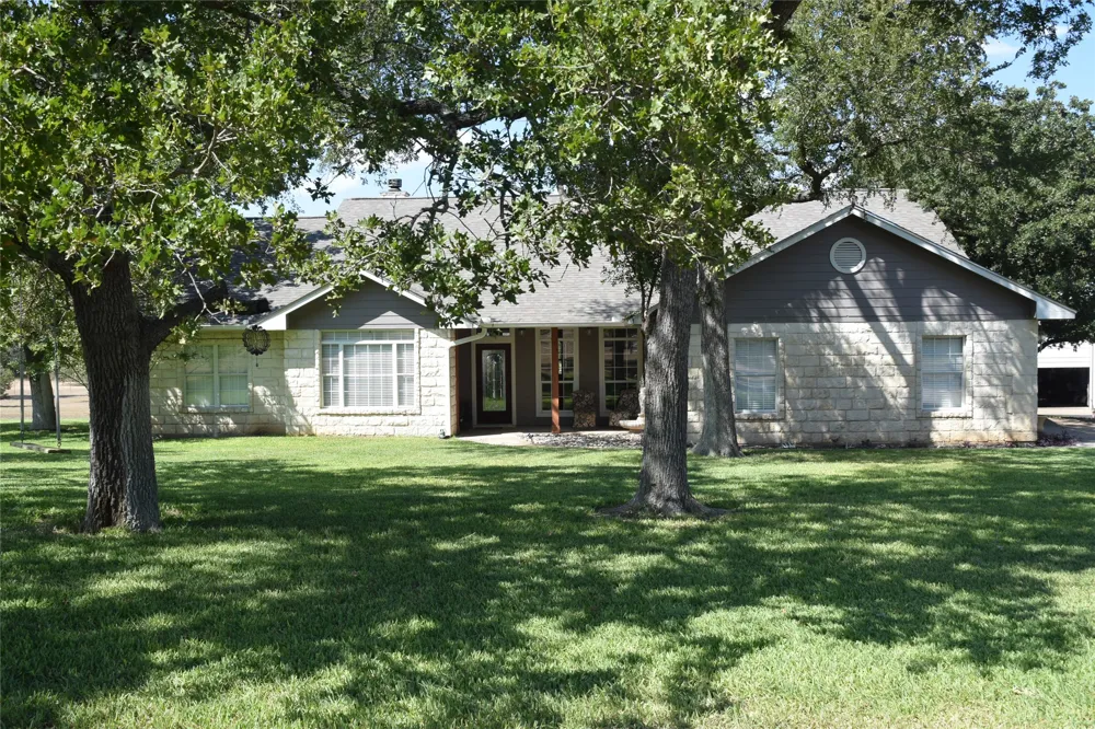 2116 County Road 403 Marble Falls, TX 78654