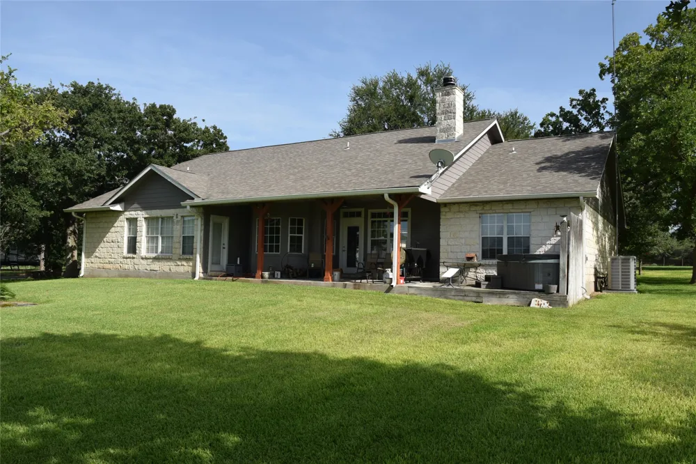 2116 County Road 403 Marble Falls, TX 78654