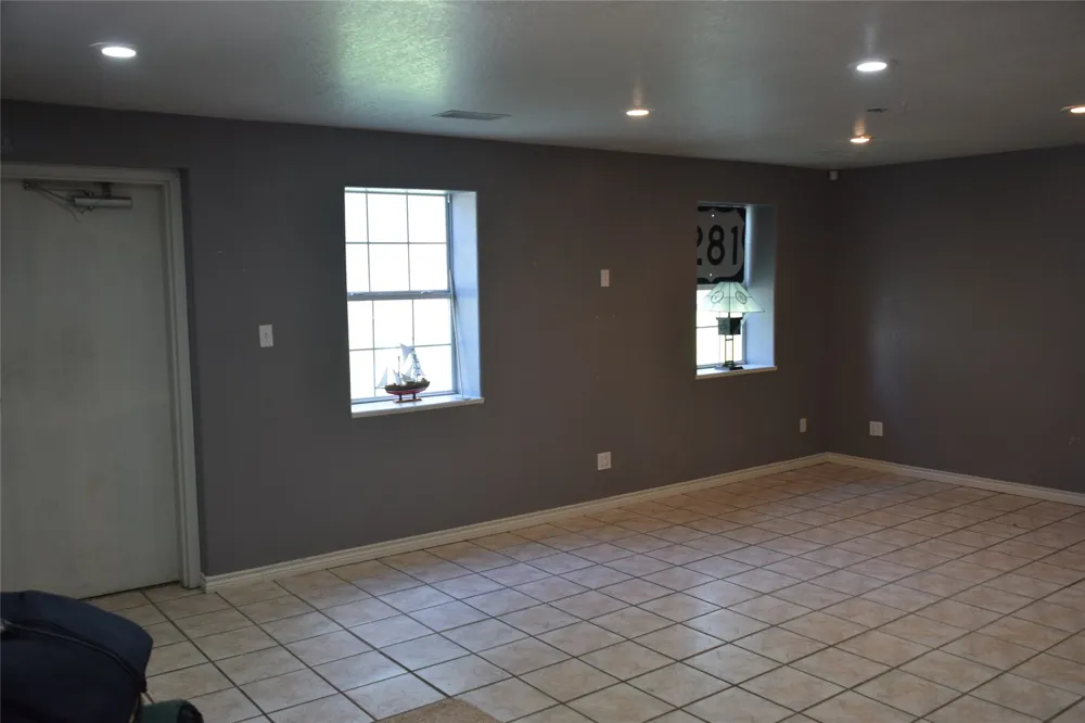2116 County Road 403 Marble Falls, TX 78654
