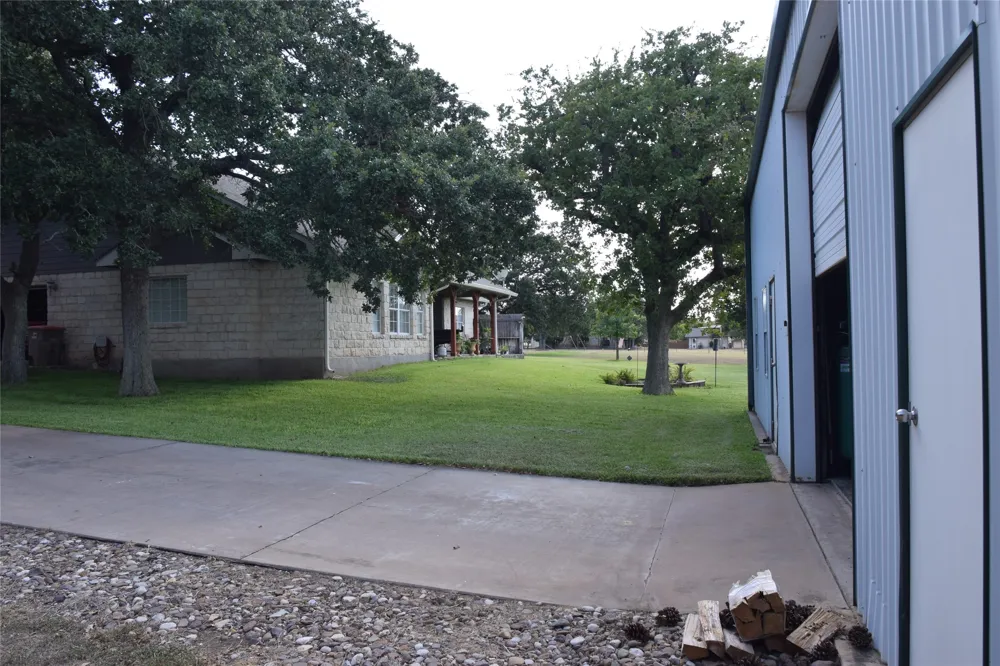 2116 County Road 403 Marble Falls, TX 78654