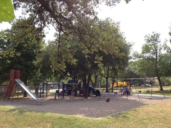 4209 Burnet Road #101 Austin, TX 78756