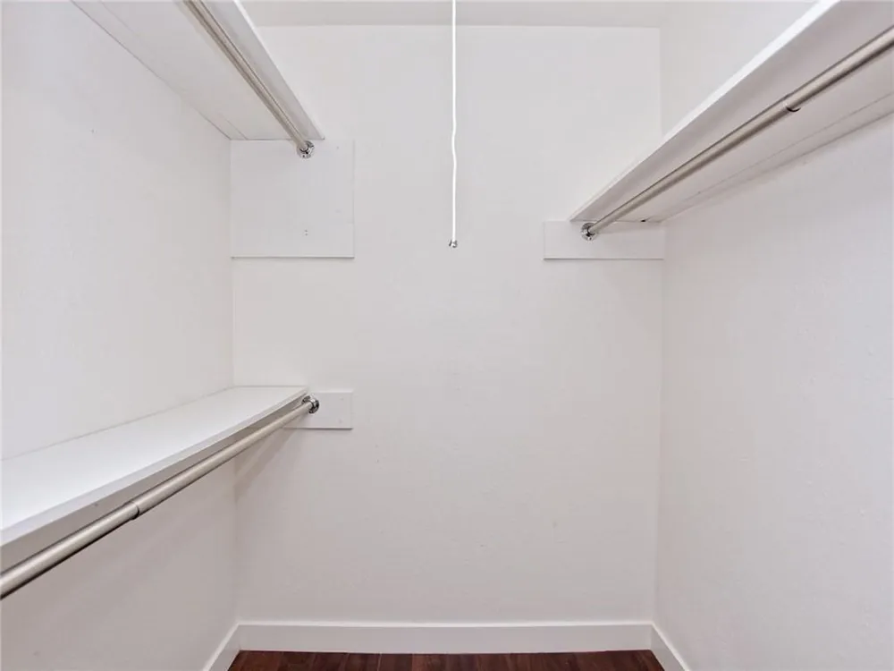 4209 Burnet Road #101 Austin, TX 78756