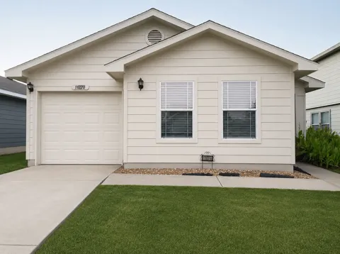 1420 Poppy Seed Lane