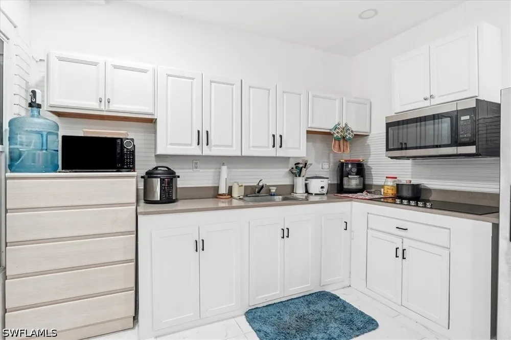 1st Street SW Naples, FL 34117