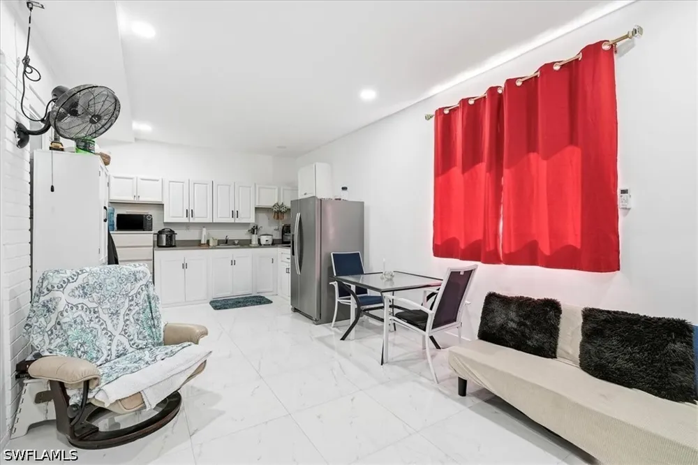 1st Street SW Naples, FL 34117