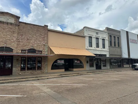 240 W Colorado Street
