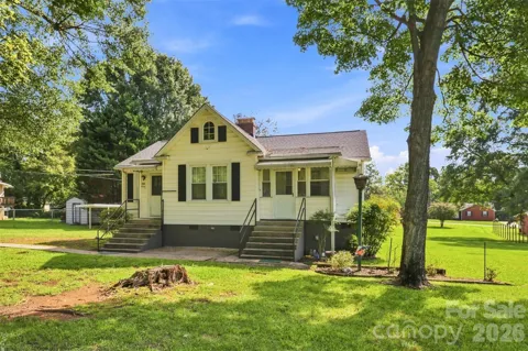1106 Main Street
