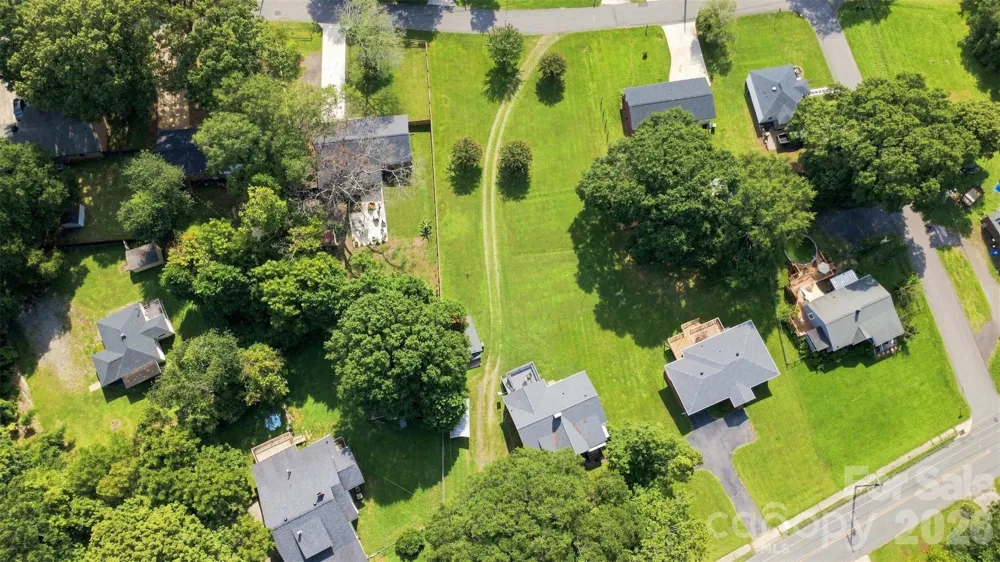 1106 Main Street Mount Holly, NC 28120
