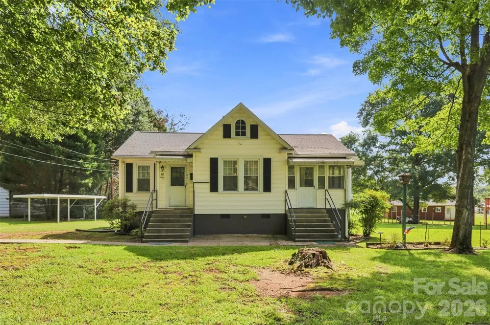 1106 Main Street Mount Holly, NC 28120