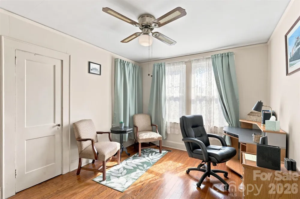 1106 Main Street Mount Holly, NC 28120