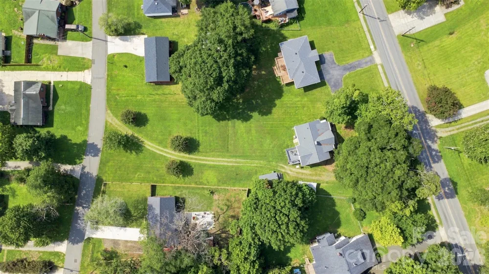 1106 Main Street Mount Holly, NC 28120