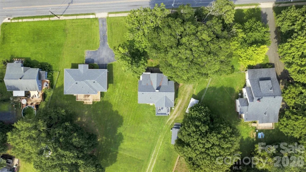 1106 Main Street Mount Holly, NC 28120
