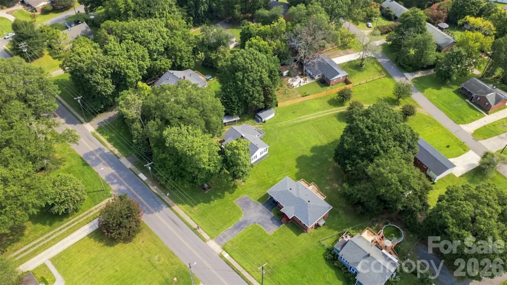 1106 Main Street Mount Holly, NC 28120