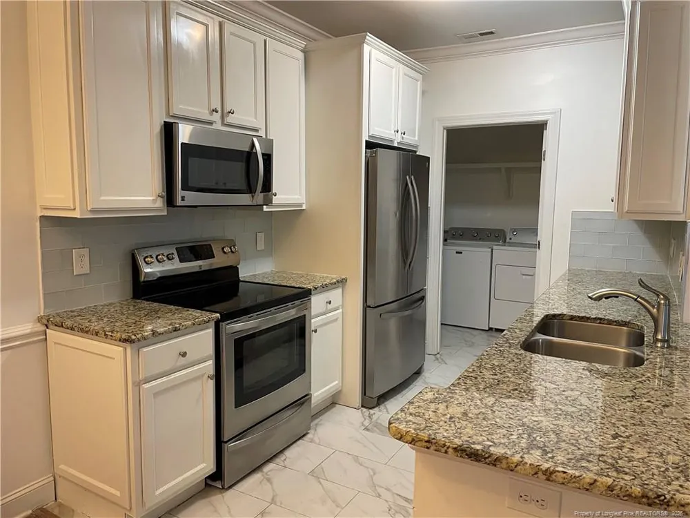 330 Gallery Dr Drive #102 Spring Lake, NC 28390