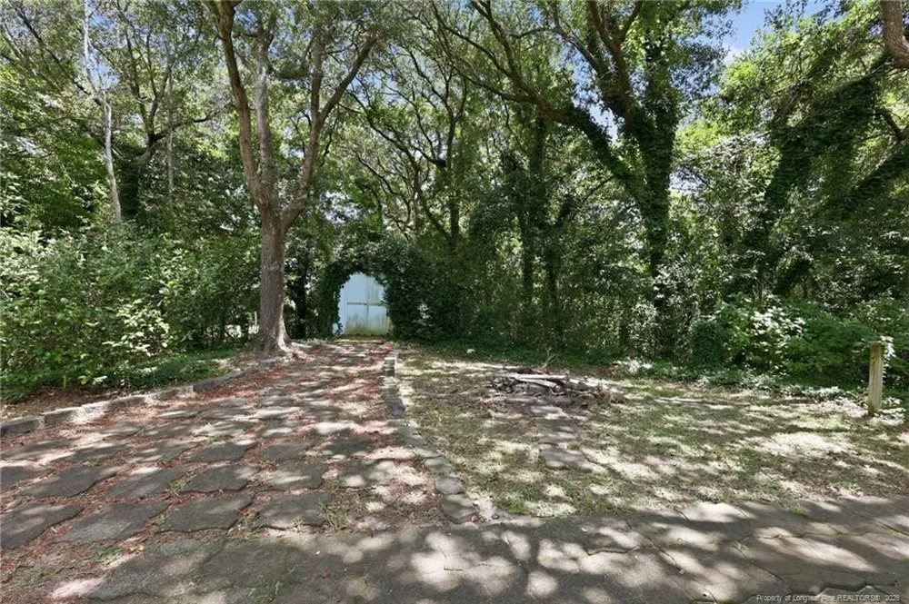 112 Purdie Drive Emerald Isle, NC 28594
