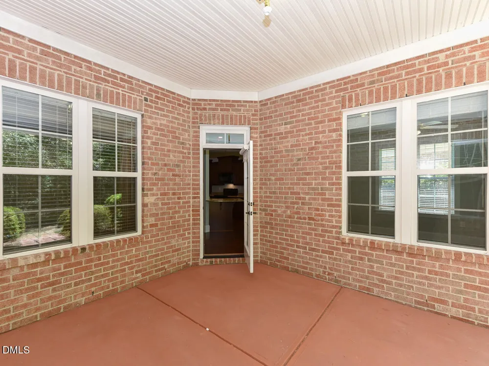 242 Hales Wood Road Chapel Hill, NC 27517