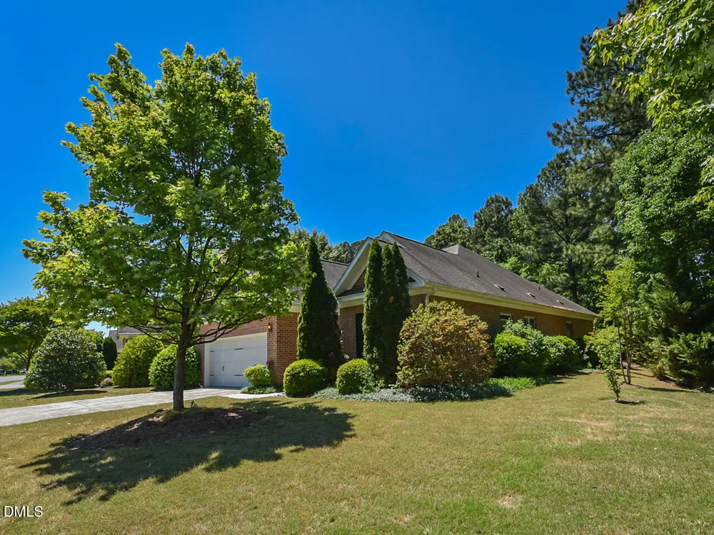 242 Hales Wood Road Chapel Hill, NC 27517