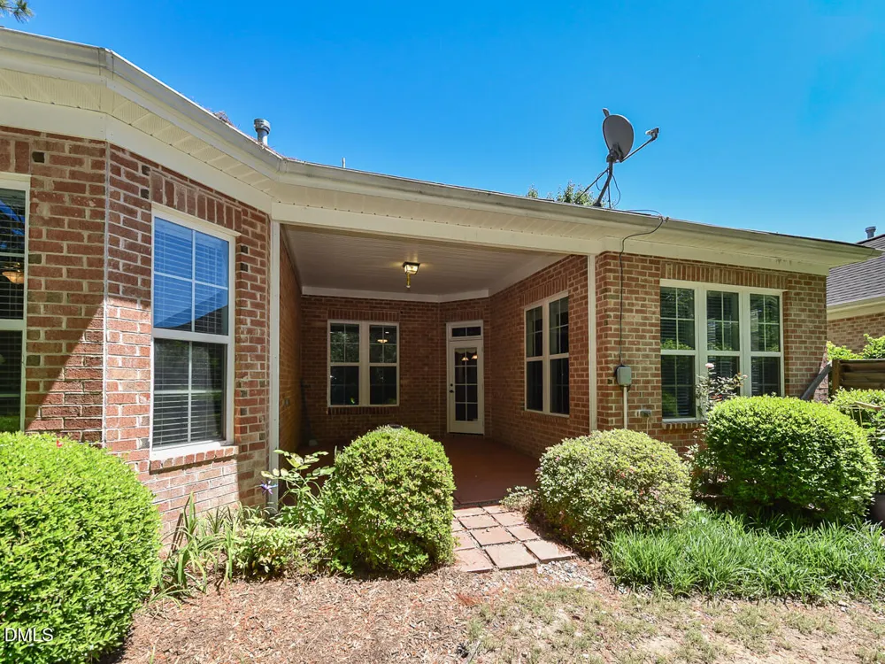 242 Hales Wood Road Chapel Hill, NC 27517