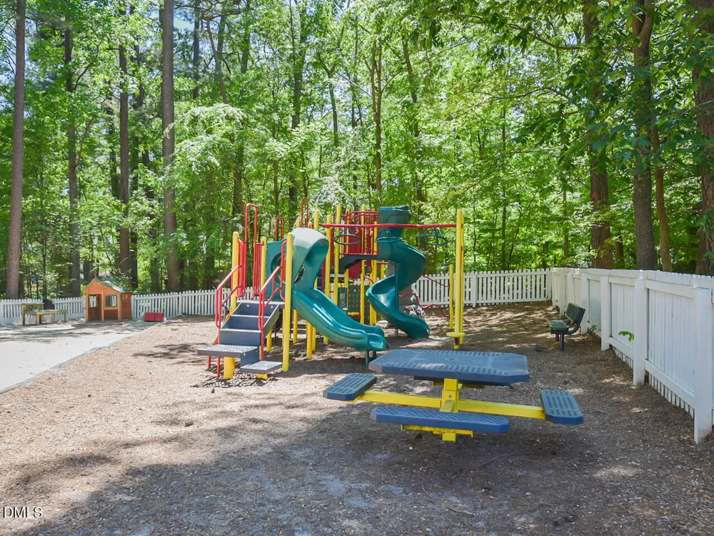 242 Hales Wood Road Chapel Hill, NC 27517