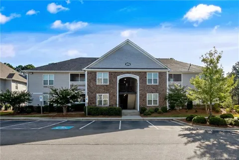 288 Gallery Drive #204