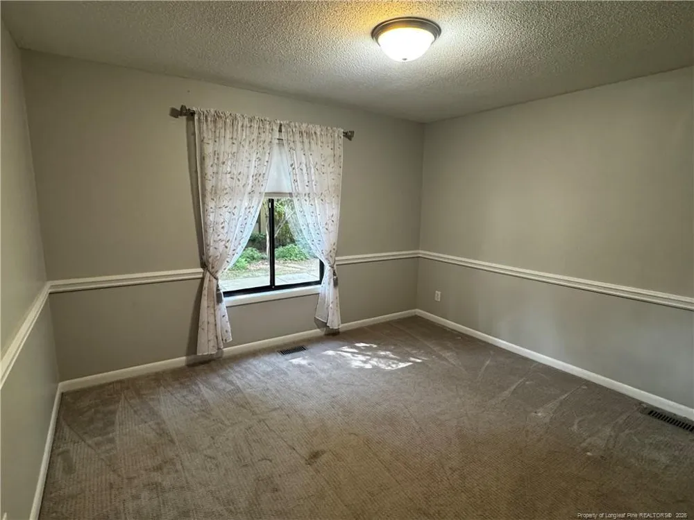 6739 Irongate Drive #B Fayetteville, NC 28306