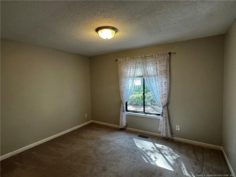 6739 Irongate Drive #B Fayetteville, NC 28306