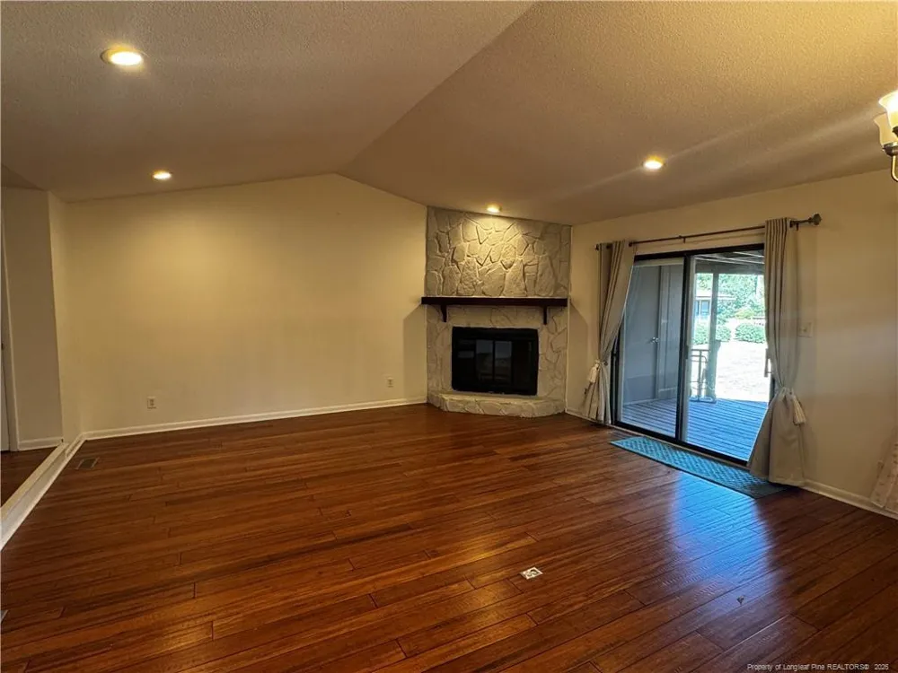 6739 Irongate Drive #B Fayetteville, NC 28306