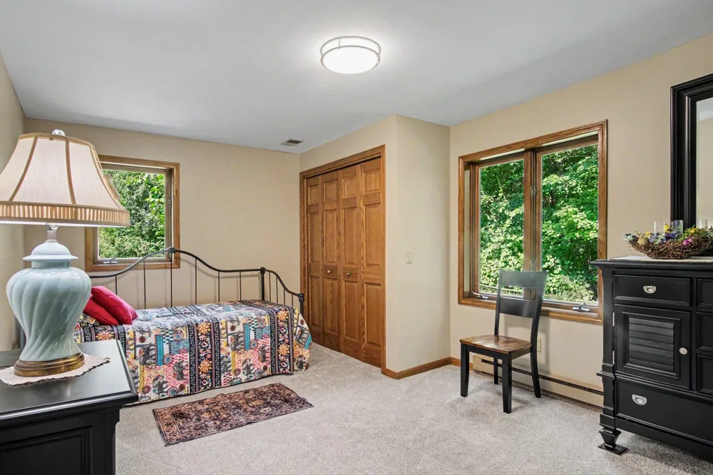 7930 Crestview Drive NE Plainfield Charter Township, MI 49306