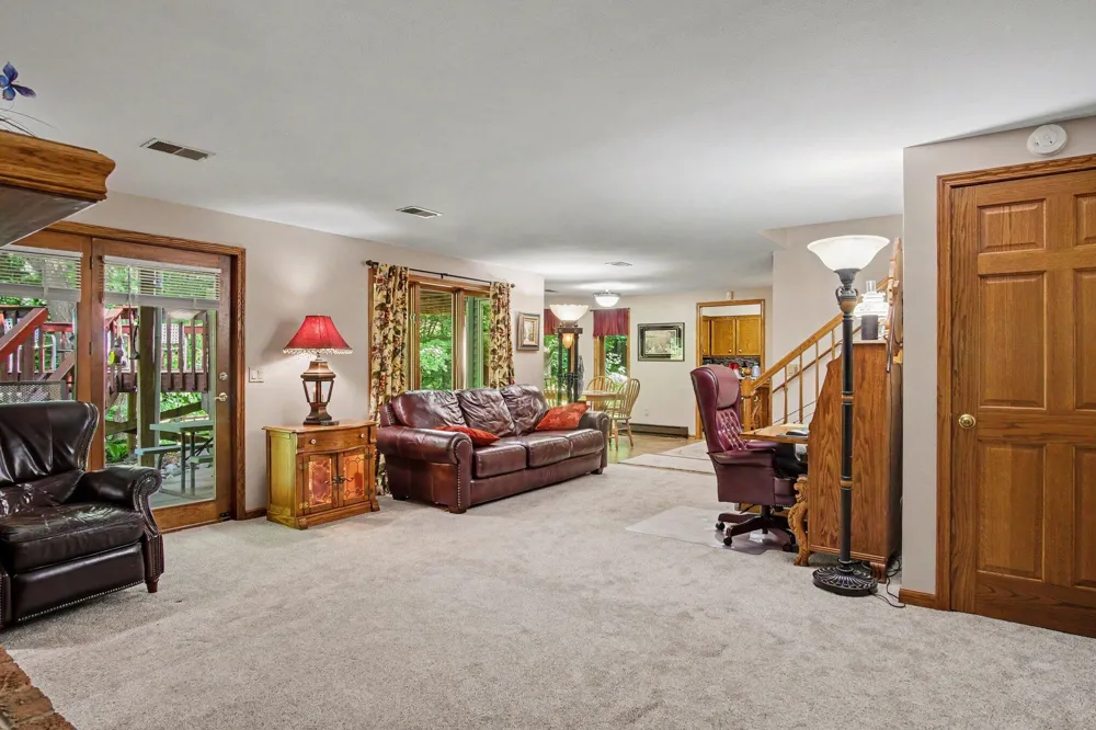 7930 Crestview Drive NE Plainfield Charter Township, MI 49306