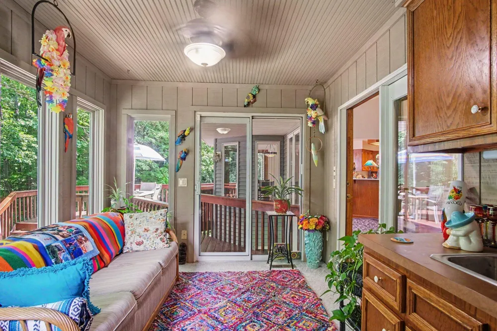 7930 Crestview Drive NE Plainfield Charter Township, MI 49306
