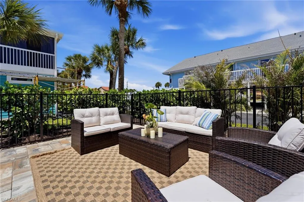 Address Not Shown Englewood, FL 34223