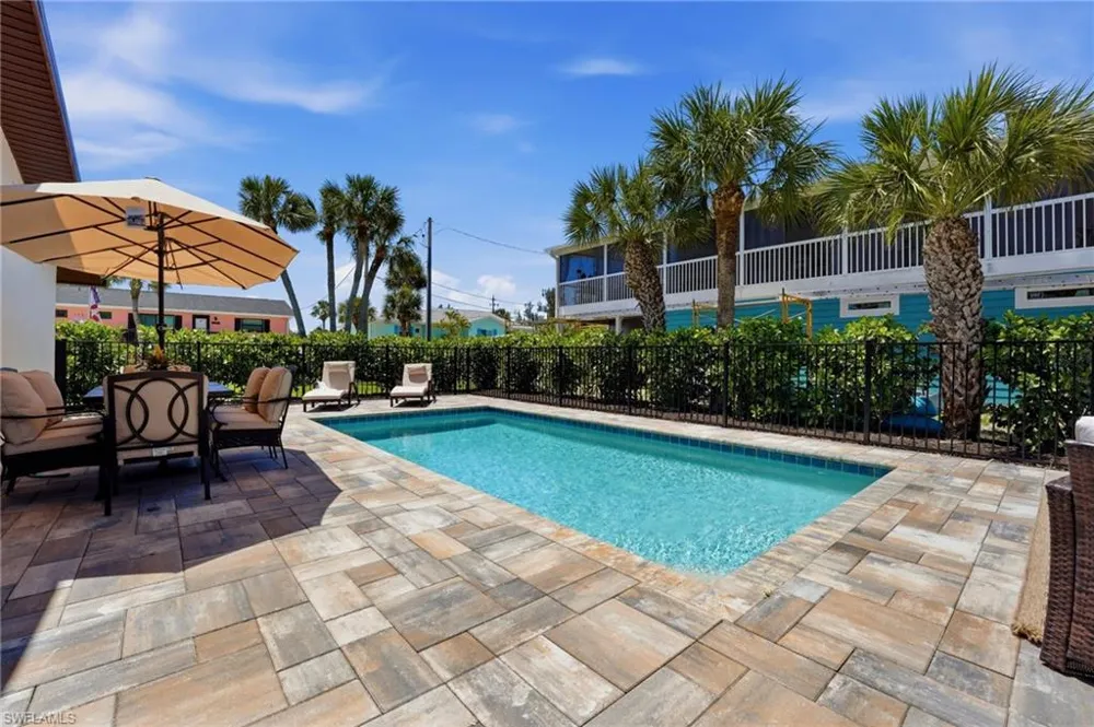 Address Not Shown Englewood, FL 34223