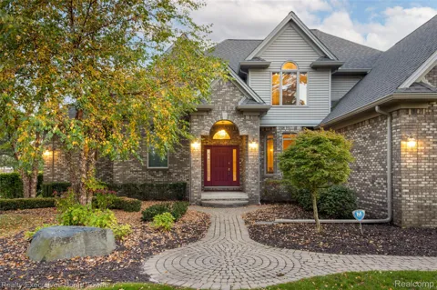 50 Golfside Drive