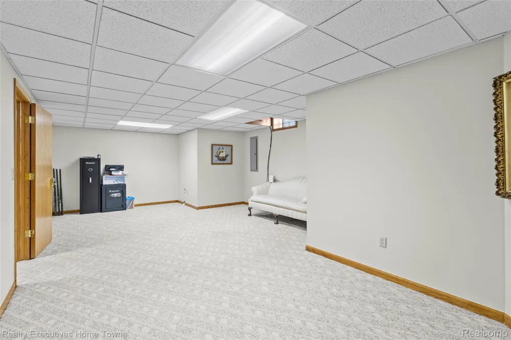 50 Golfside Drive St Clair City, MI 48079