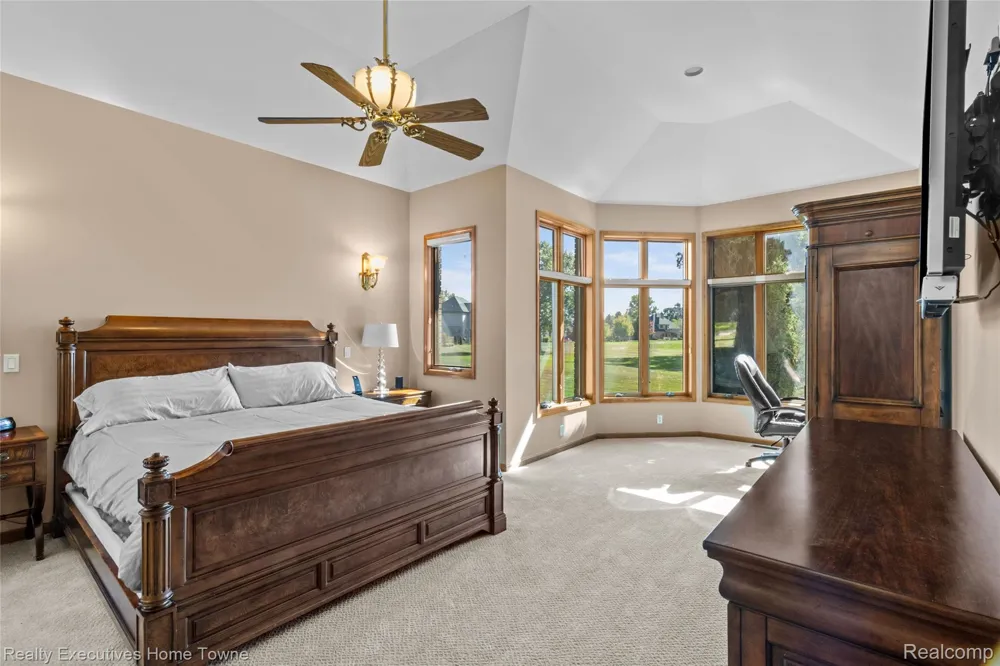 50 Golfside Drive St Clair City, MI 48079