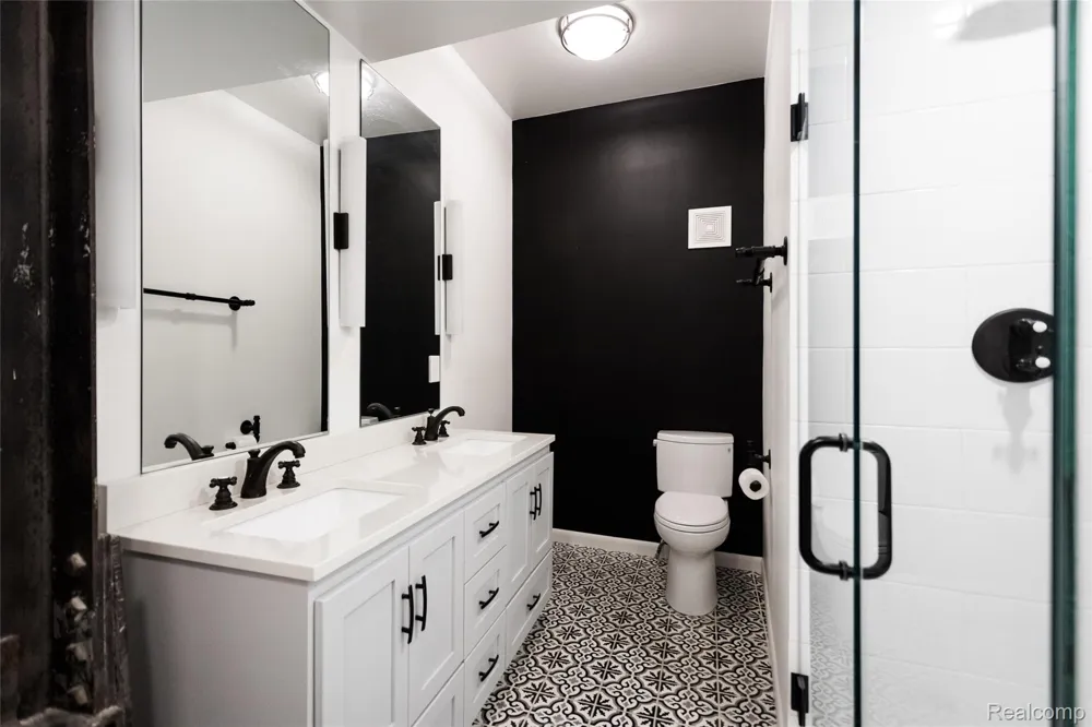 2987 Franklin Street #2D Detroit City, MI 48207