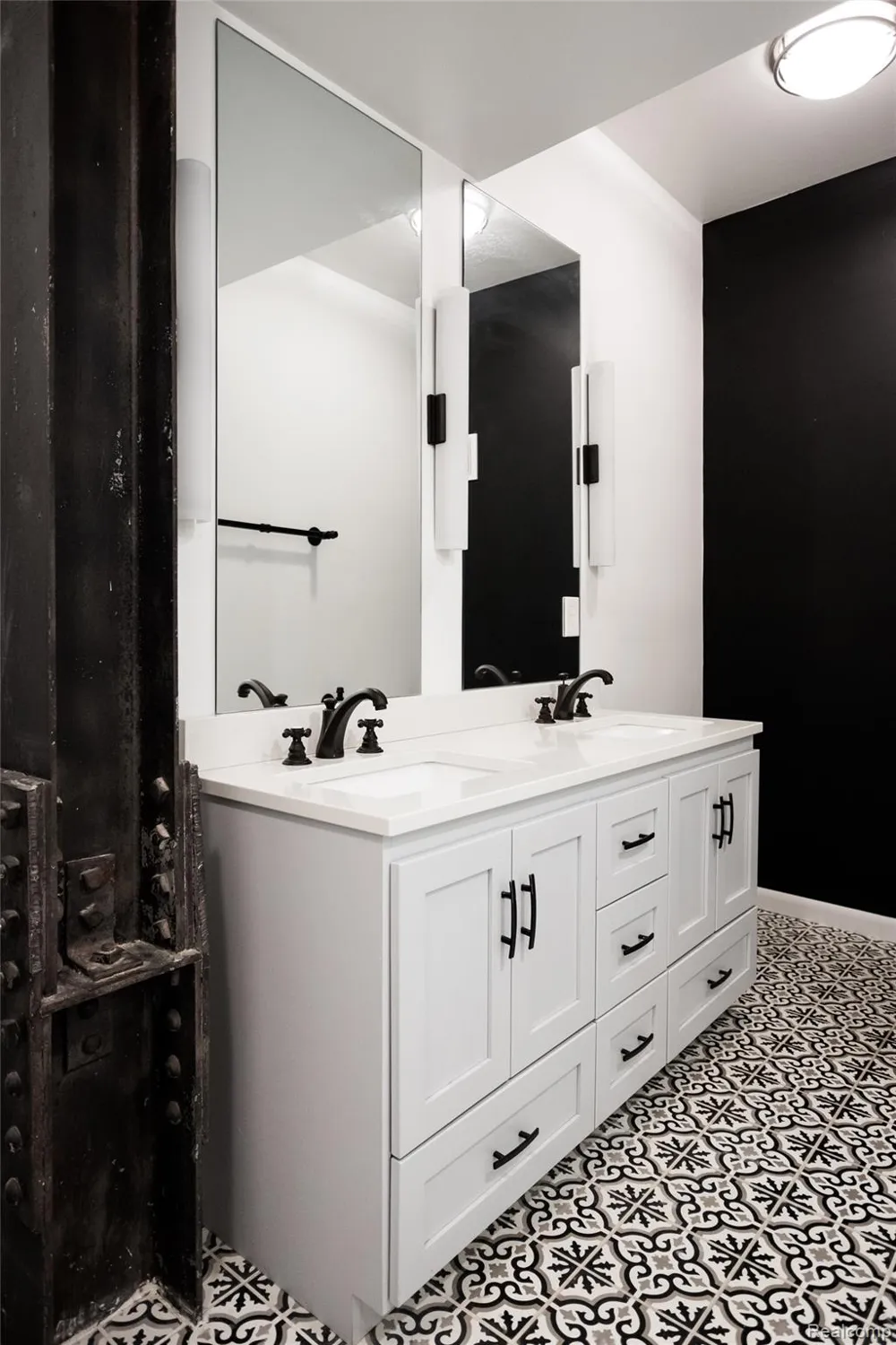 2987 Franklin Street #2D Detroit City, MI 48207