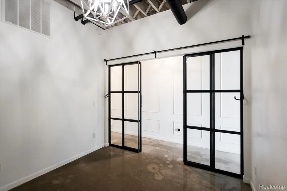 2987 Franklin Street #2D Detroit City, MI 48207