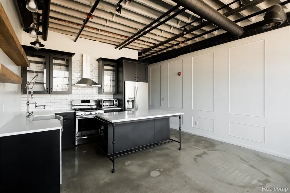 2987 Franklin Street #2D Detroit City, MI 48207