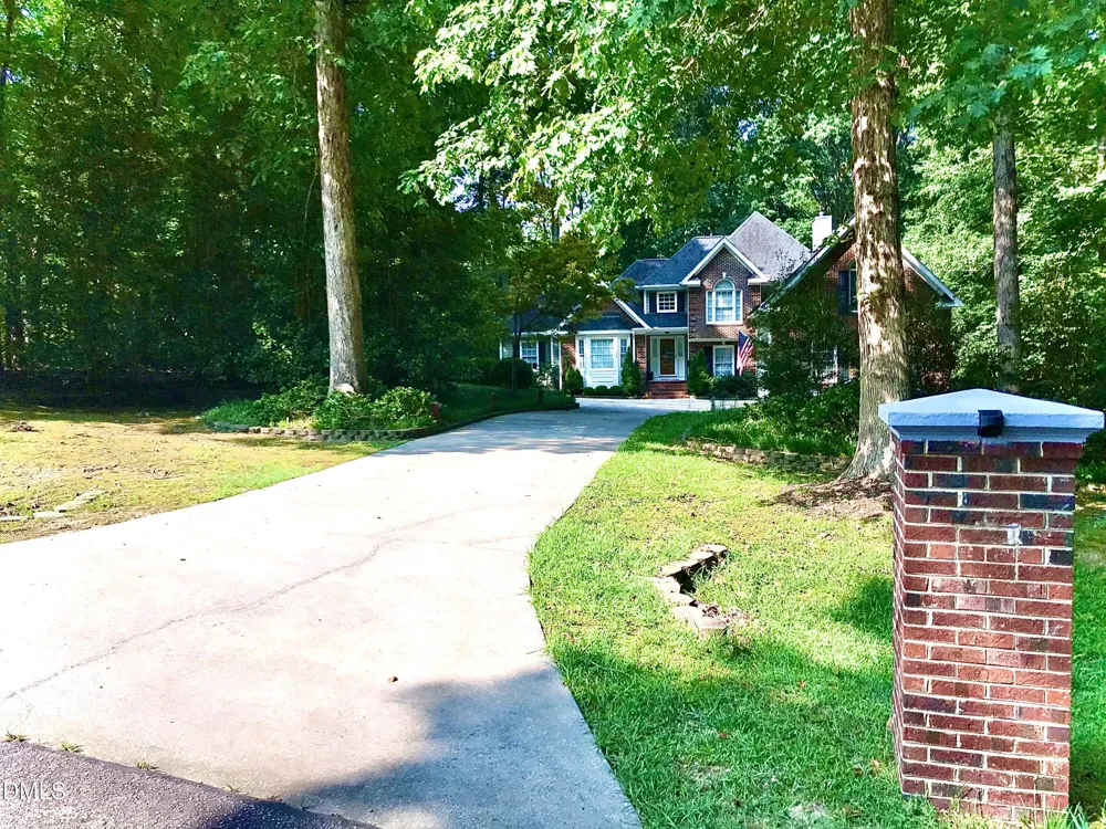 225 Tamworth Drive Willow Springs, NC 27592
